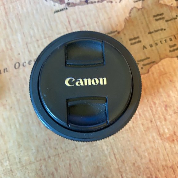 Canon - EF-S 24mm f/2.8 STM Standard Lens for APS-C Cameras - Black
